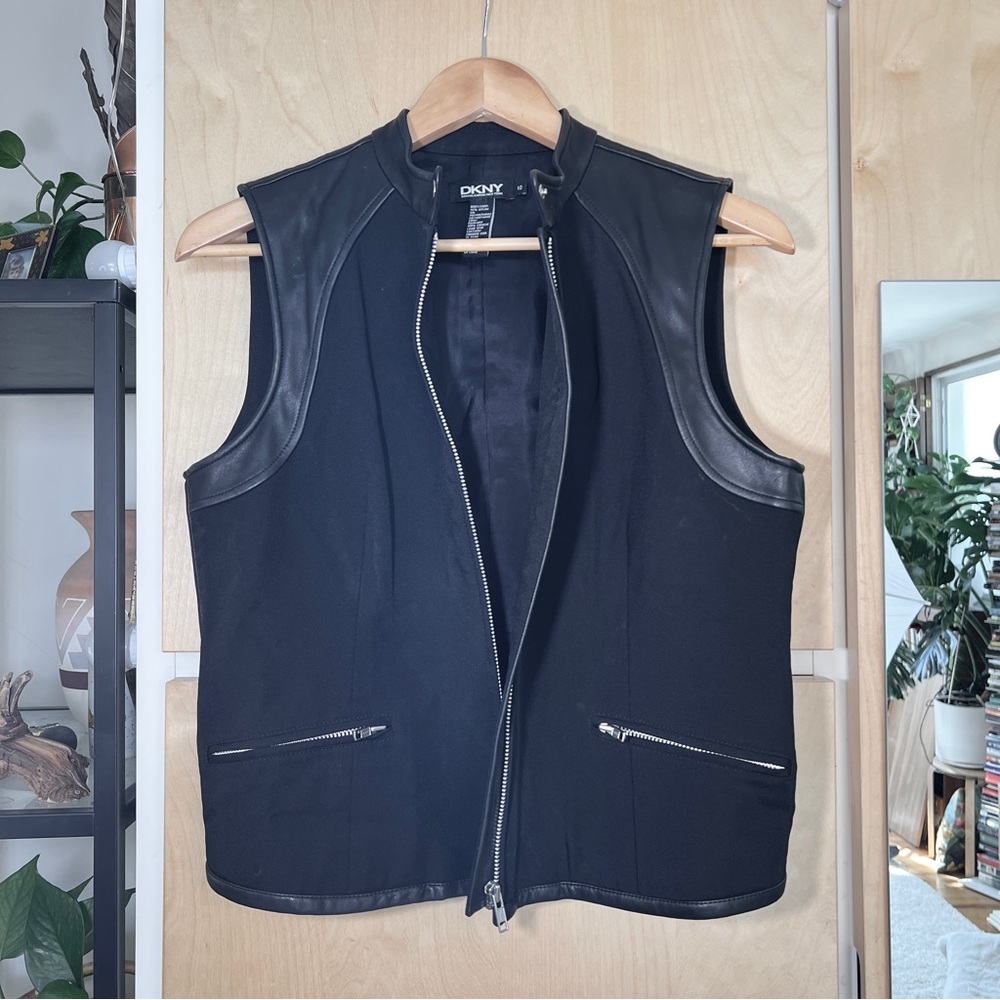 Donna Karan DKNY Lambskin Black Leather Vest Size 10